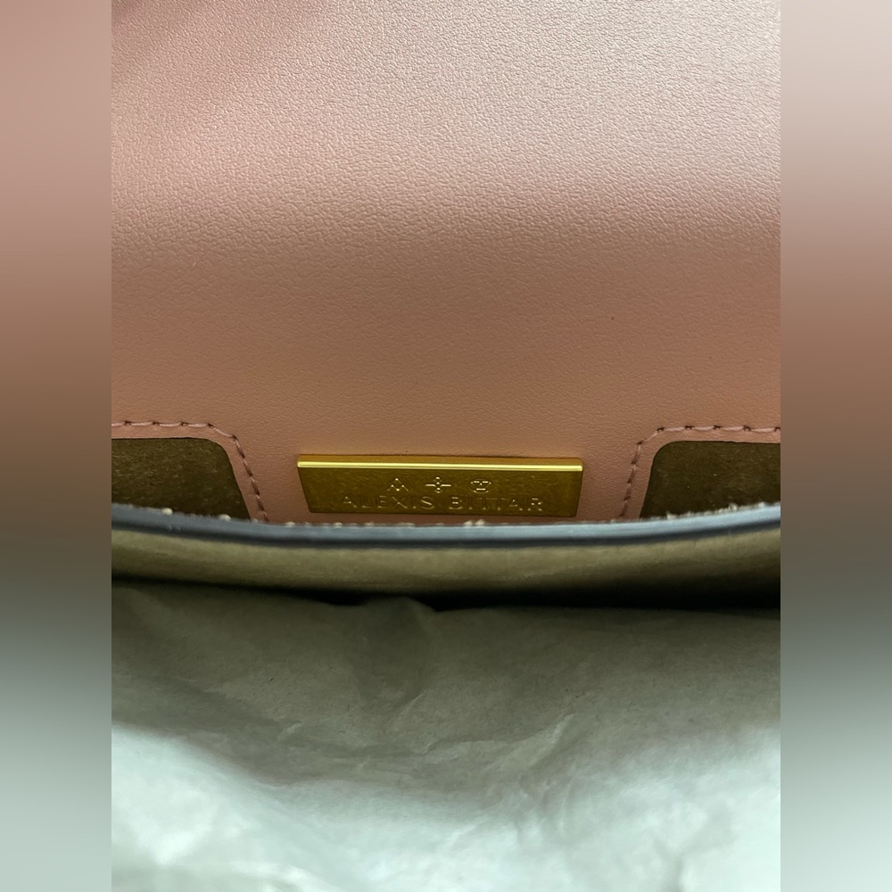 Alexis Bittar TWISTED GOLD LEATHER SADDLE BAG IN DUSTY PINK - Picture 5 of 7